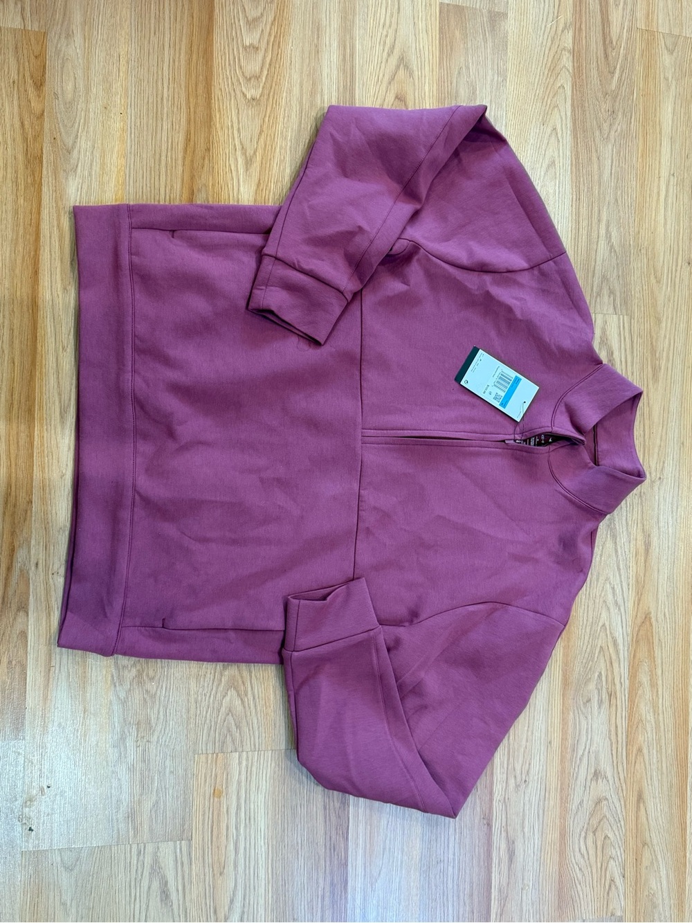 Nike 24.7 ImpossiblySoft Men's Dri-FIT 1/2-Zip Top